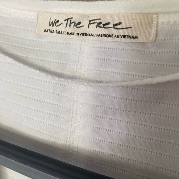 FREE PEOPLE x WE THE FREE Dallas Henley Boho Oversized White Top Size Small - Picture 7 of 8